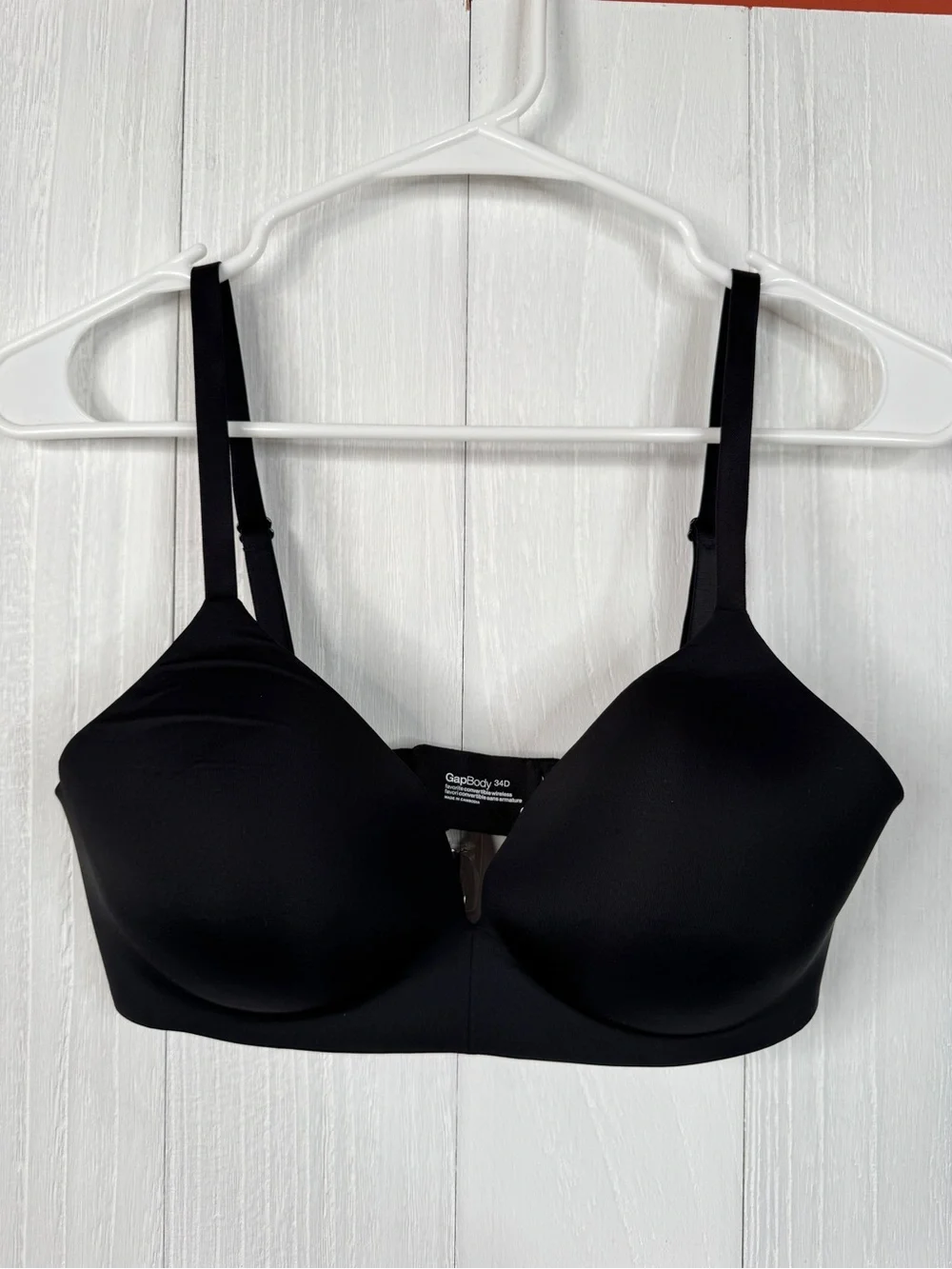 Gap Body Favorite Convertible Wireless Lightly Lined T-Shirt Bra - Black 34D